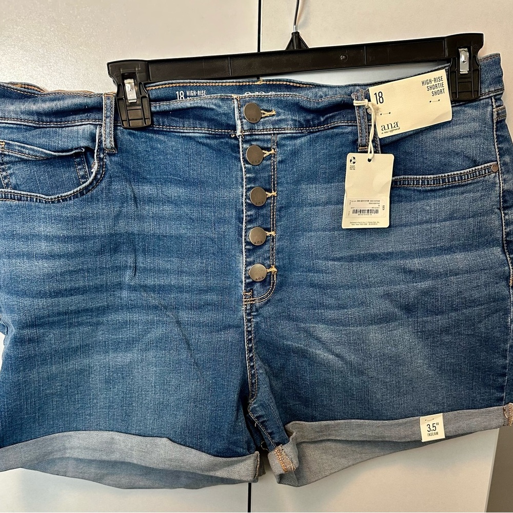 a.n.a Blue Jean Shorts High-Rise Shortie Short